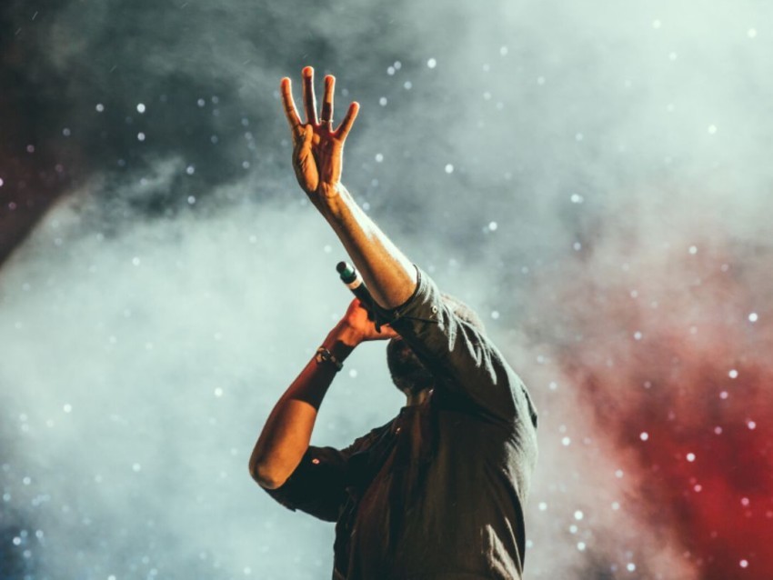 https://festivalsandeventsontario.com/index.php?option=com_jomcomdev&format=raw&task=ajax.image&pr=dz04NTAmYWM9NC8z&hash=cc837e&dir=nz&src=1147-entandem-1.jpg