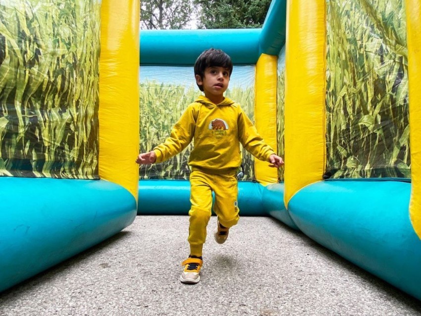 https://festivalsandeventsontario.com/index.php?option=com_jomcomdev&format=raw&task=ajax.image&pr=dz04NTAmYWM9NC8z&hash=ea661f&dir=dv&src=1027-SUP-1.jpg