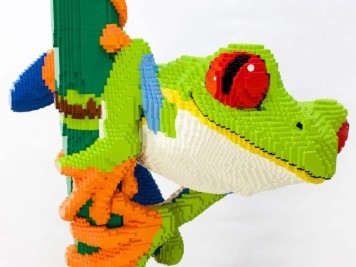Sean Kenney's Animal Super Powers, Made with LEGO Bricks